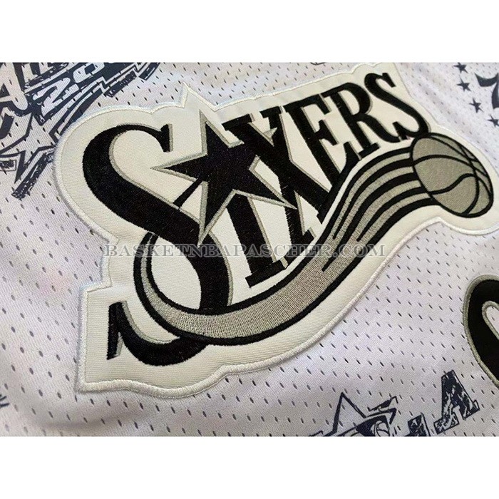 Maillot Philadelphia 76ers Allen Iverson NO 3 Mitchell & Ness 1997-98 Tattoo Blanc